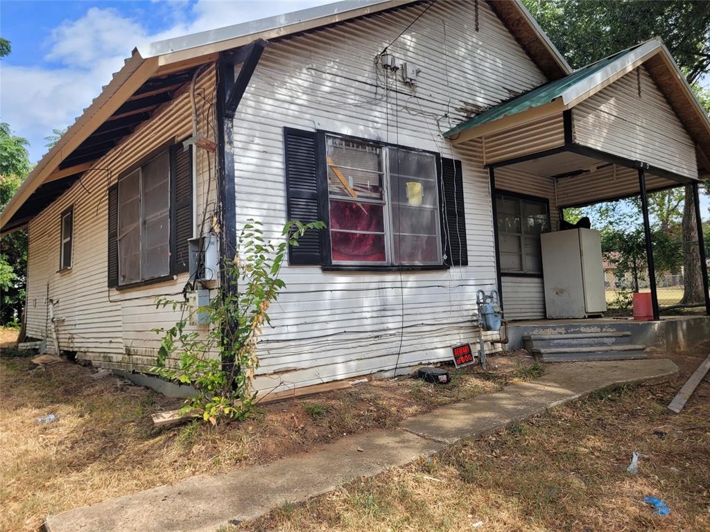 1020 Ne 8th Property Photo 2