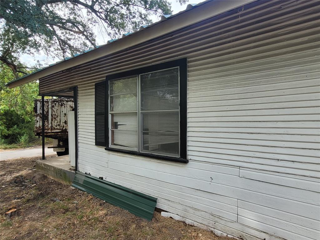 1020 Ne 8th Property Photo 6
