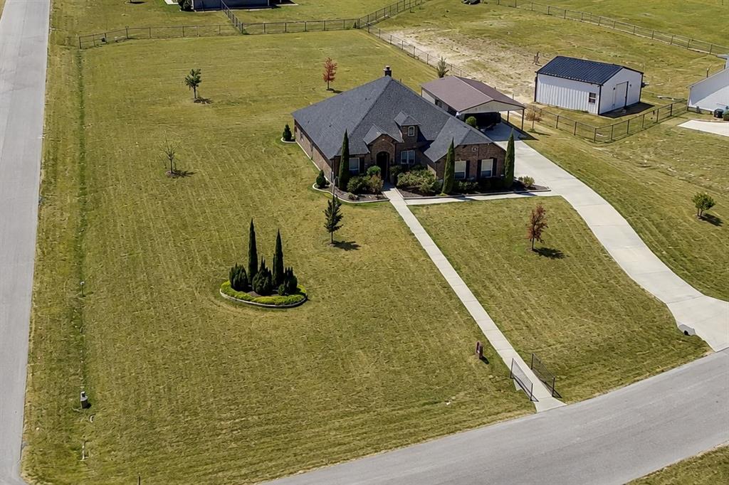 1021 Flagstone Drive Property Photo 2