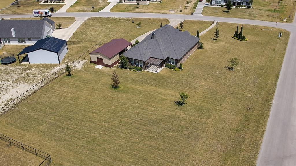 1021 Flagstone Drive Property Photo 4