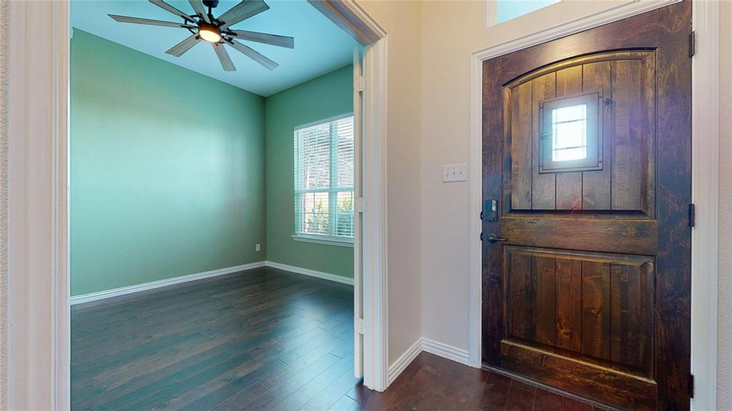 1021 Flagstone Drive Property Photo 7