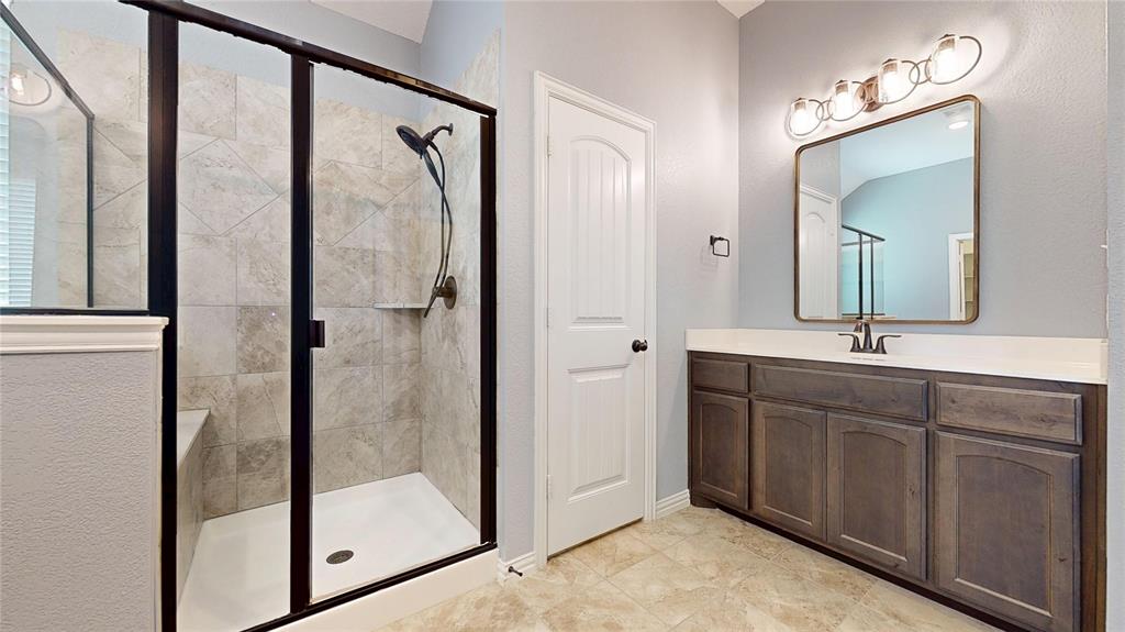 1021 Flagstone Drive Property Photo 17