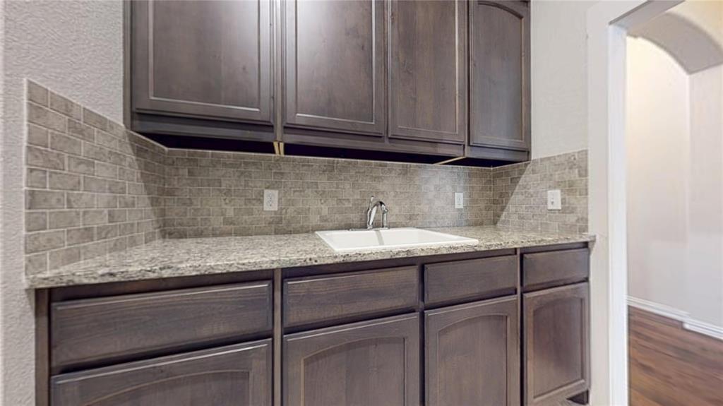 1021 Flagstone Drive Property Photo 30