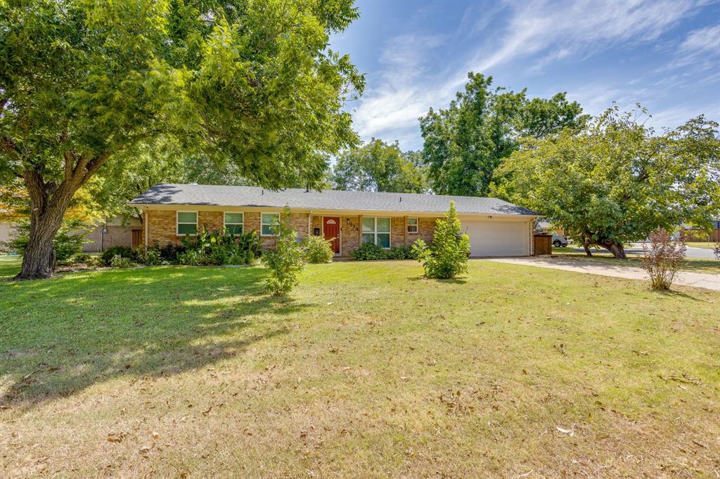 314 Bernice Court Property Photo 1
