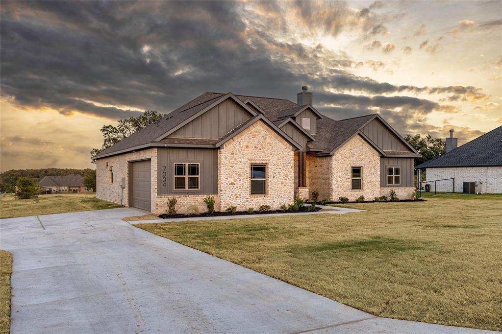 7004 Ranch View Place Property Photo 2
