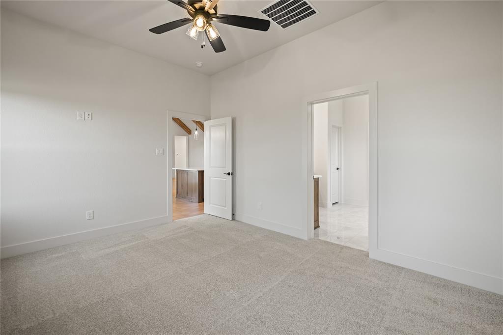 7004 Ranch View Place Property Photo 11