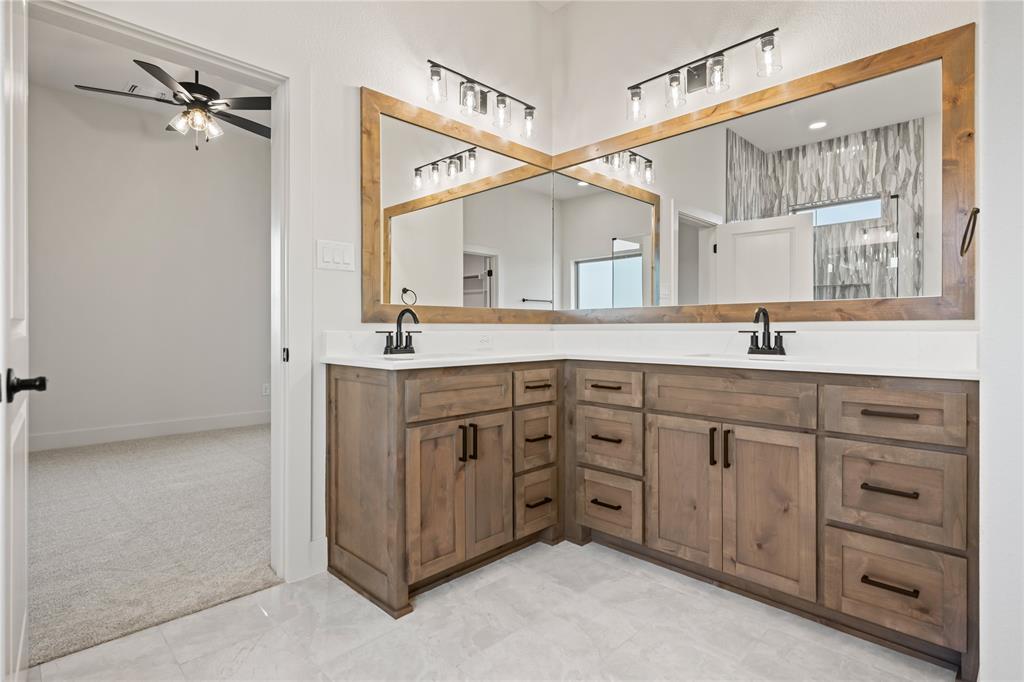 7004 Ranch View Place Property Photo 13