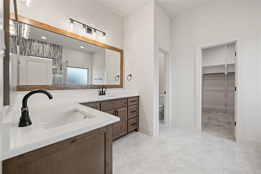 7004 Ranch View Place Property Photo 14