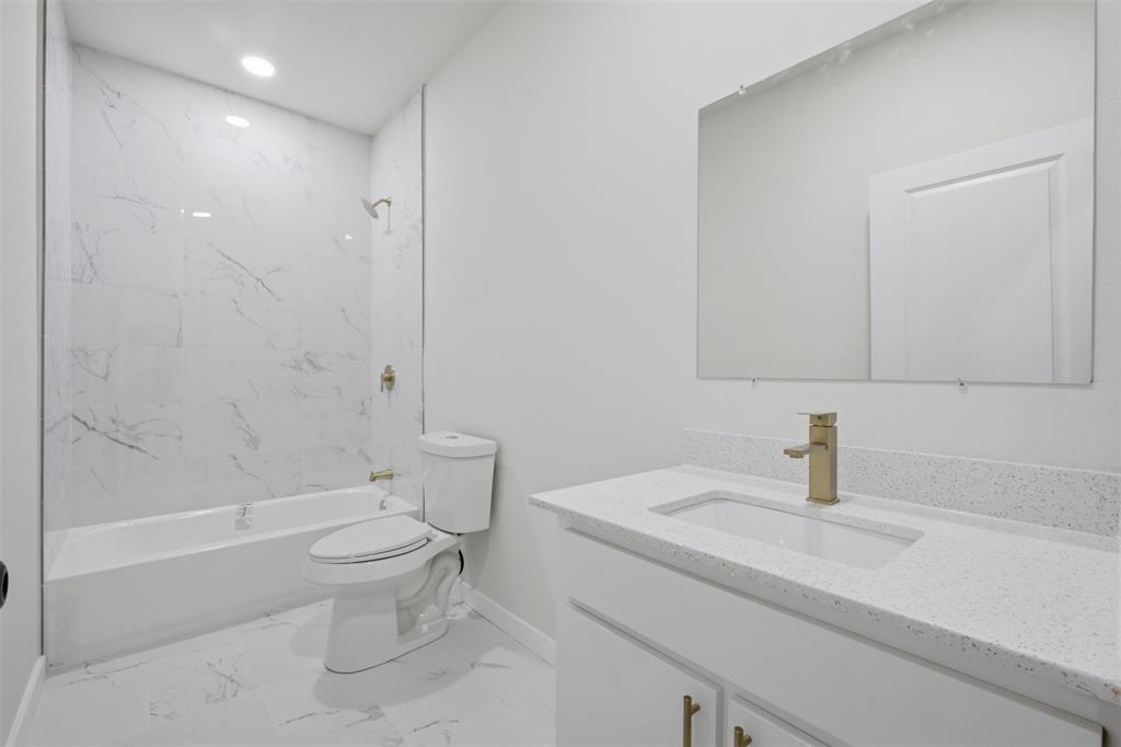 5044 Townsend Drive Property Photo 22