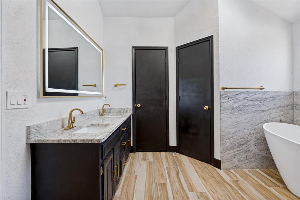4316 Denver Drive Property Photo 16