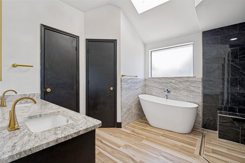 4316 Denver Drive Property Photo 17