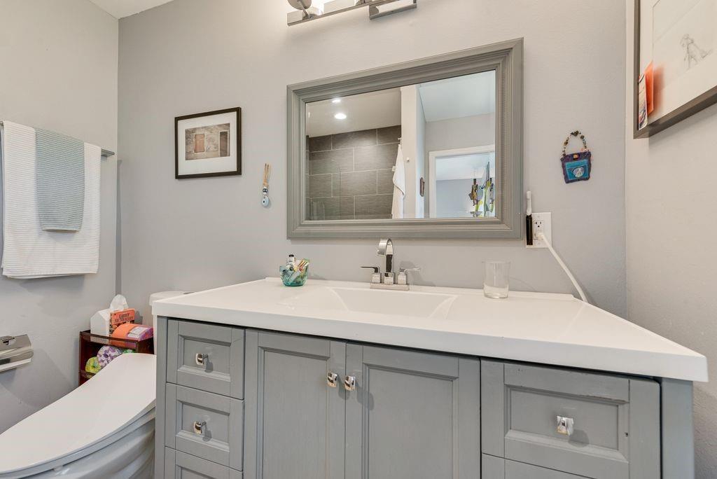 529 Carol Court Property Photo 11