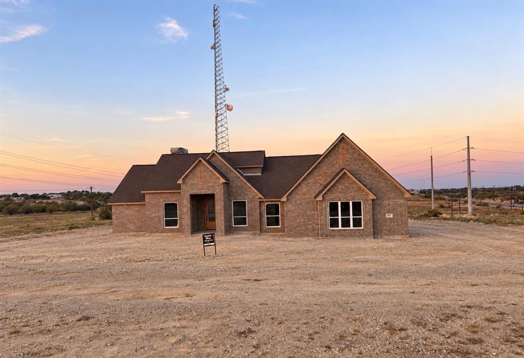 457 Collum View Property Photo 1