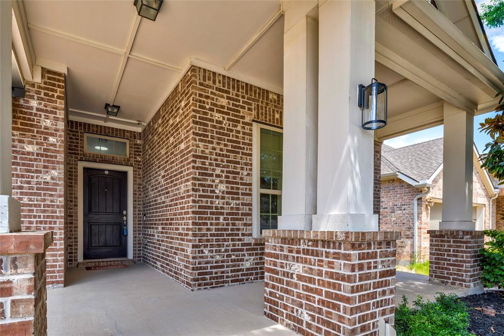 5928 Silverton Avenue Property Photo 4