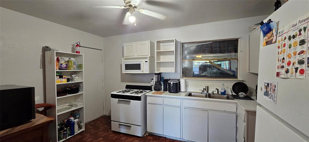 2349 Talco Drive Property Photo 6