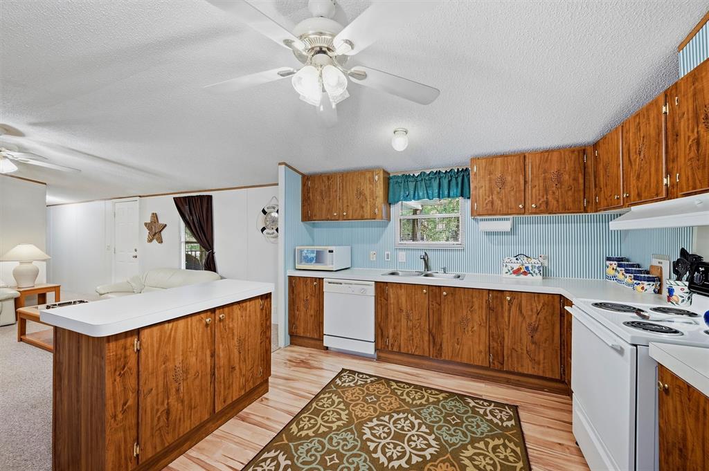 228 Oklahoma Avenue Property Photo 12