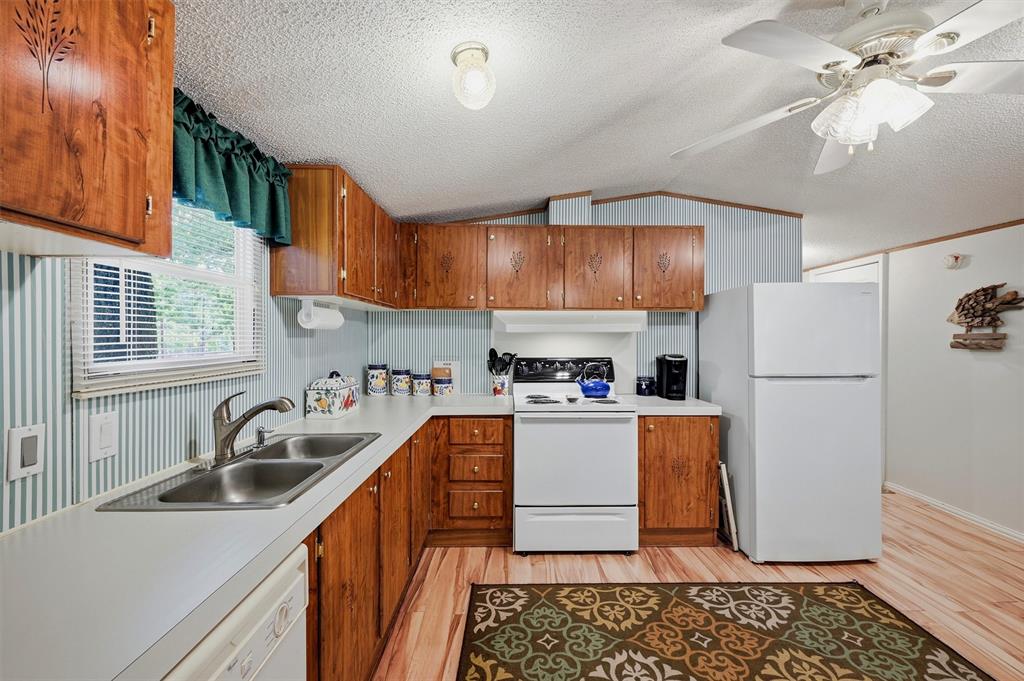 228 Oklahoma Avenue Property Photo 13