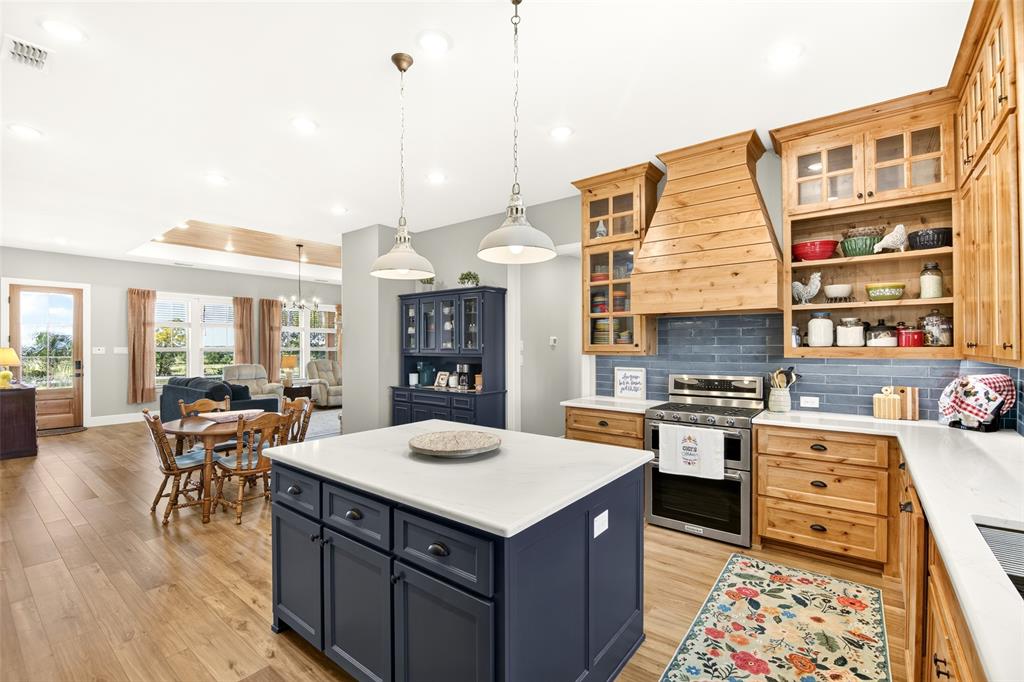 10828 Gregory Road Property Photo 11