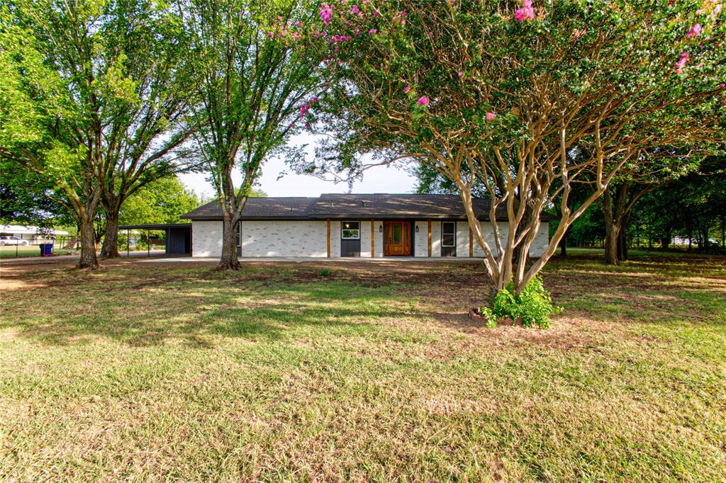 206 Americana Road Property Photo 1