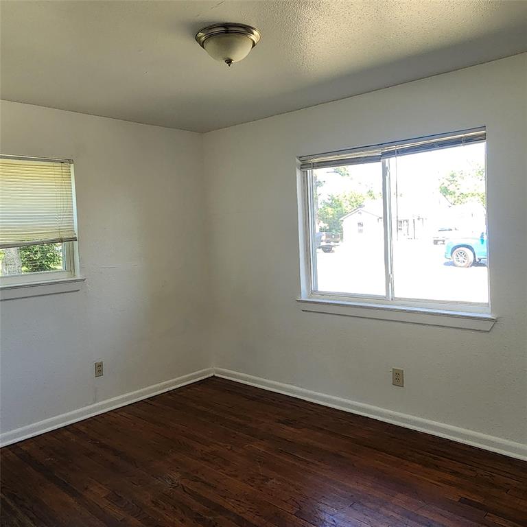 6028 Billingsley Street Property Photo 5