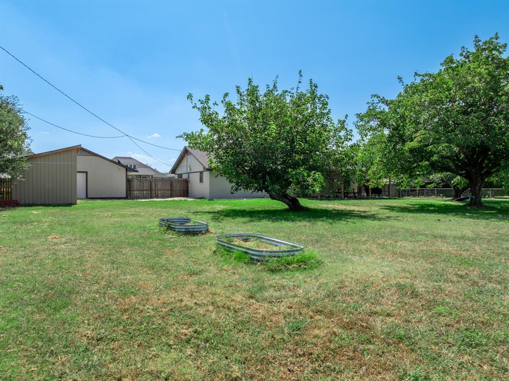 141 Swan Property Photo 10