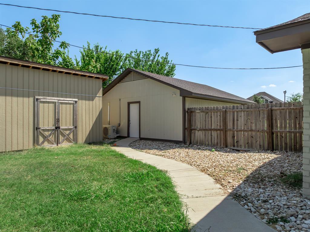141 Swan Property Photo 11