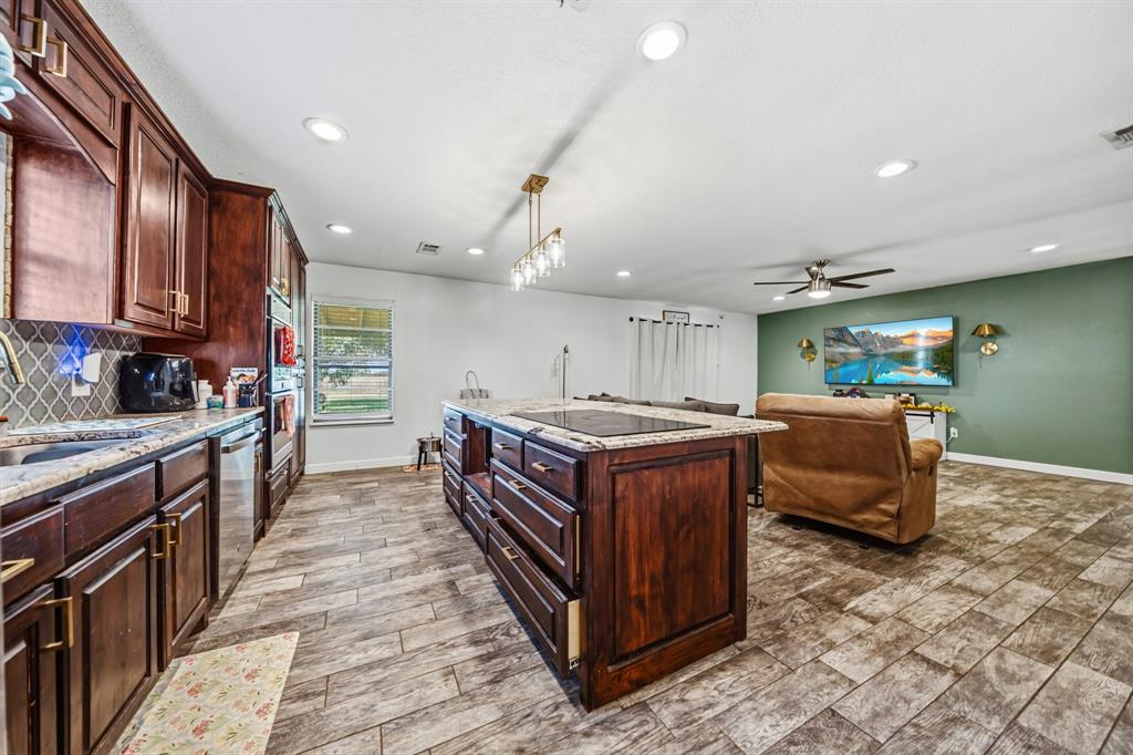 141 Swan Property Photo 19