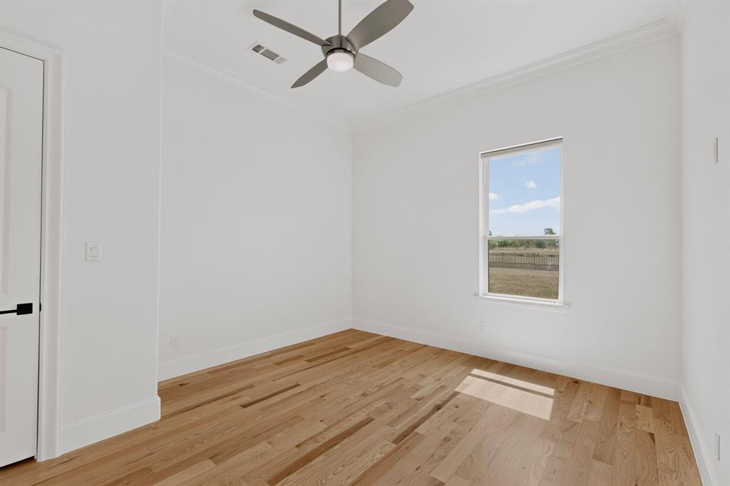 2055 Parkview Drive Property Photo 28