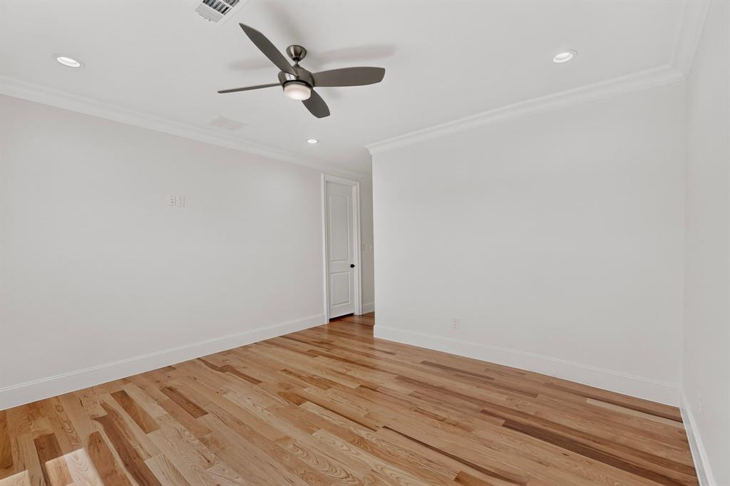 2055 Parkview Drive Property Photo 30