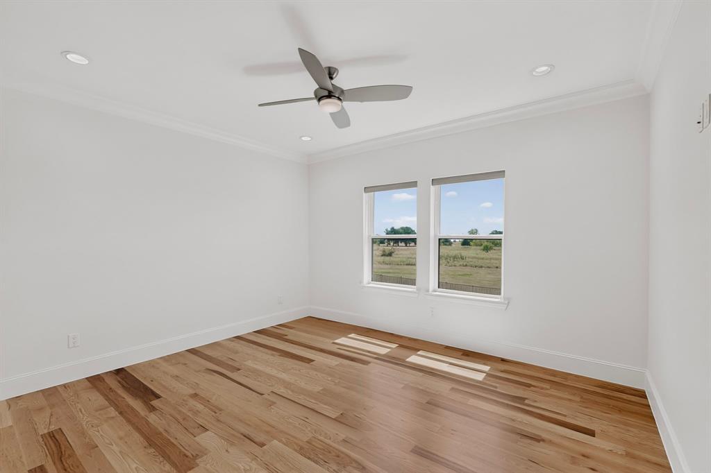 2055 Parkview Drive Property Photo 32