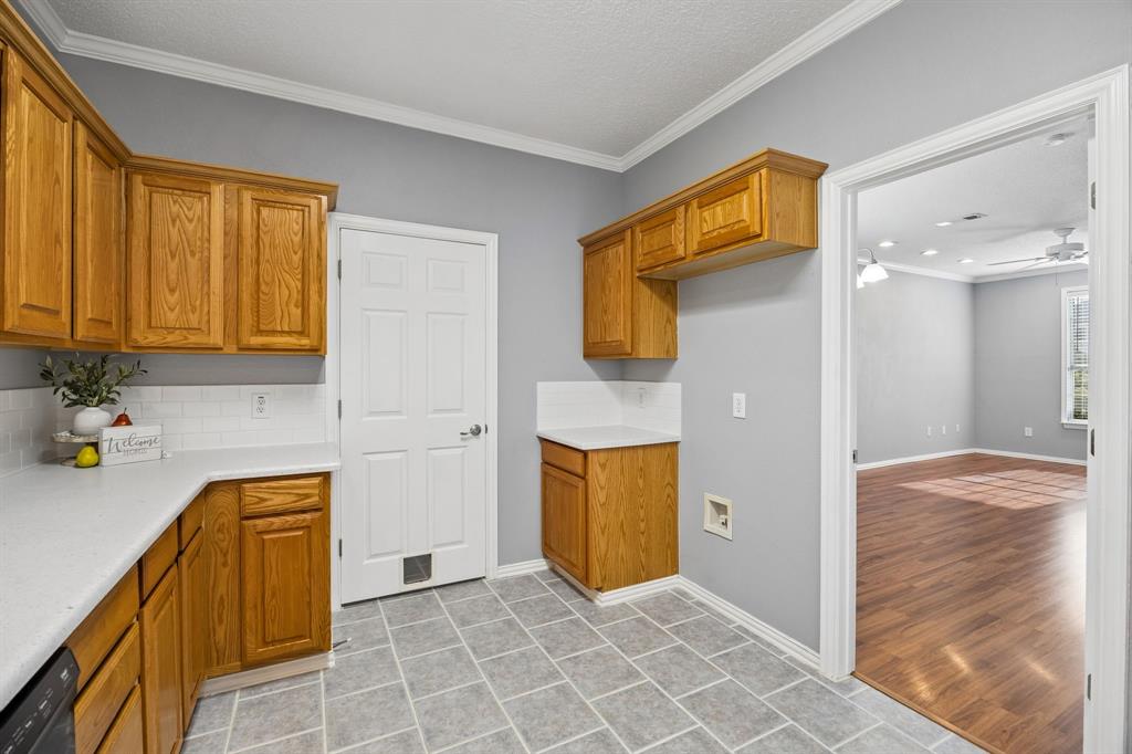 7589 Juliet Lane Property Photo 10