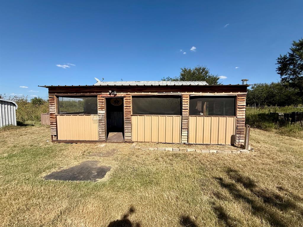 3931 County Road 607 Property Photo 7