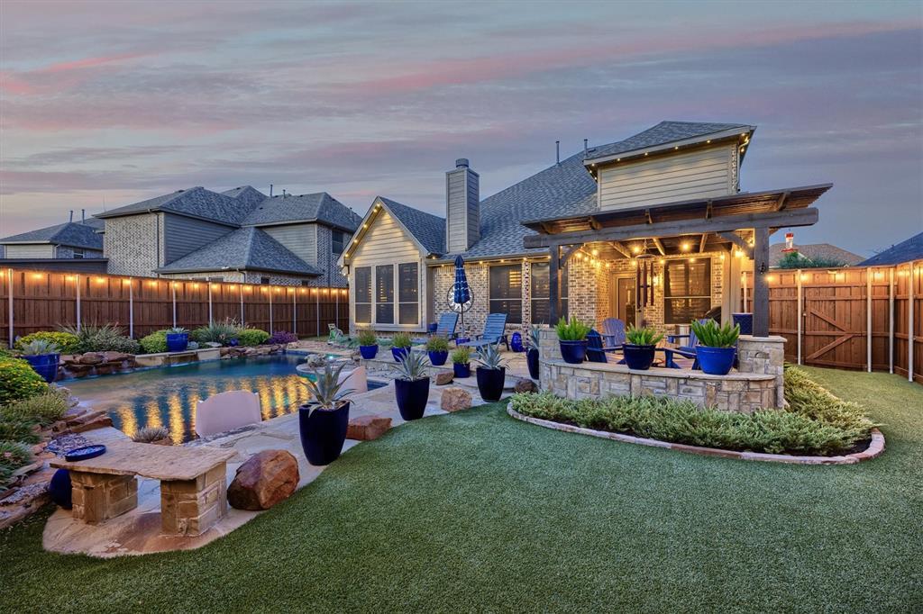 4301 Mimosa Drive Picture