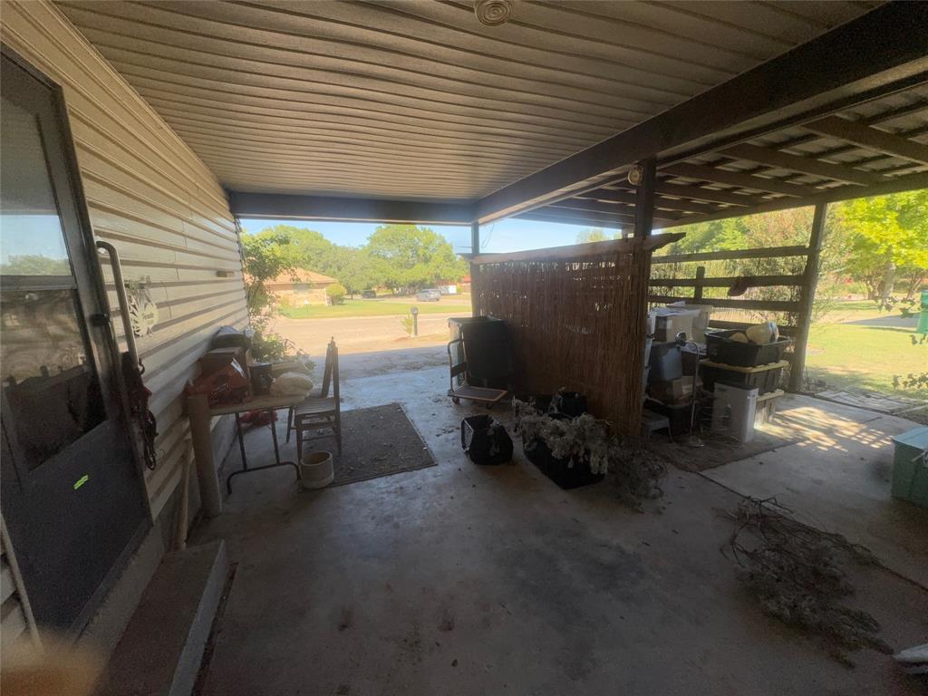 506 N Avenue X Property Photo 5