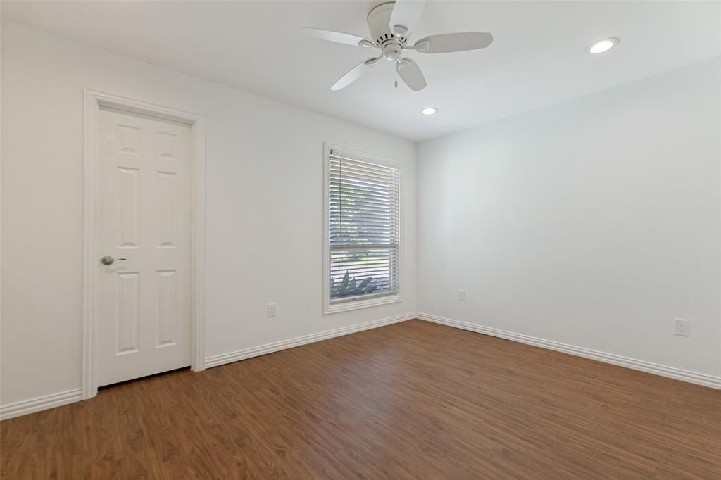 907 Wedgewood Way Property Photo 16
