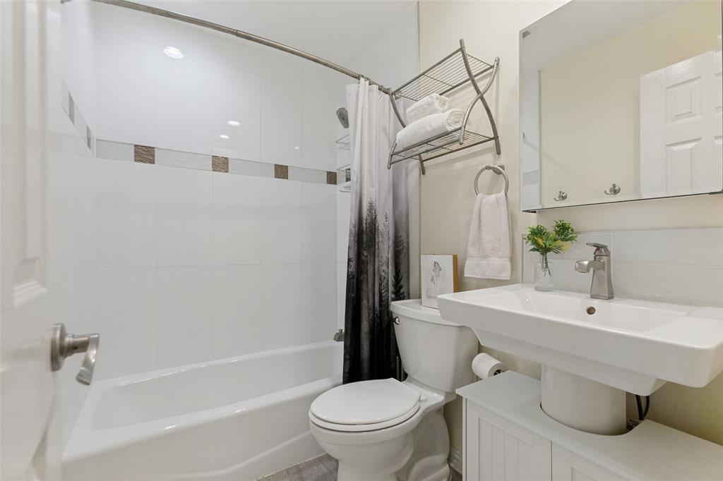 907 Wedgewood Way Property Photo 21