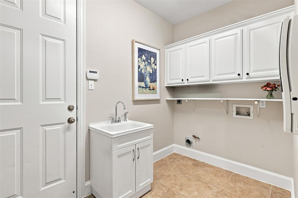 708 Bluffwood Avenue Property Photo 23