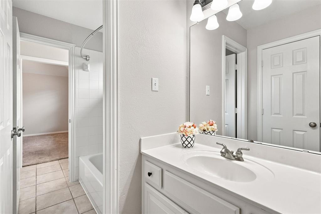 708 Bluffwood Avenue Property Photo 28