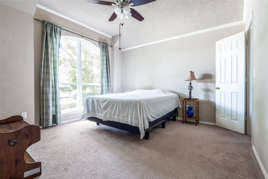 6816 Thorncliff Trail Property Photo 11