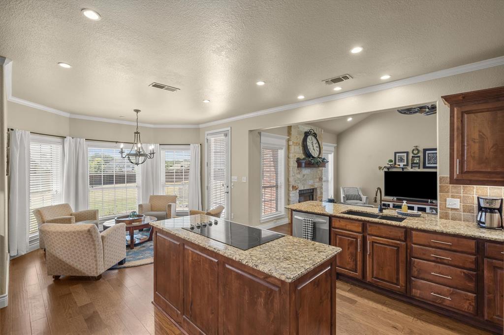 117 Lake Meadow Boulevard Property Photo 15