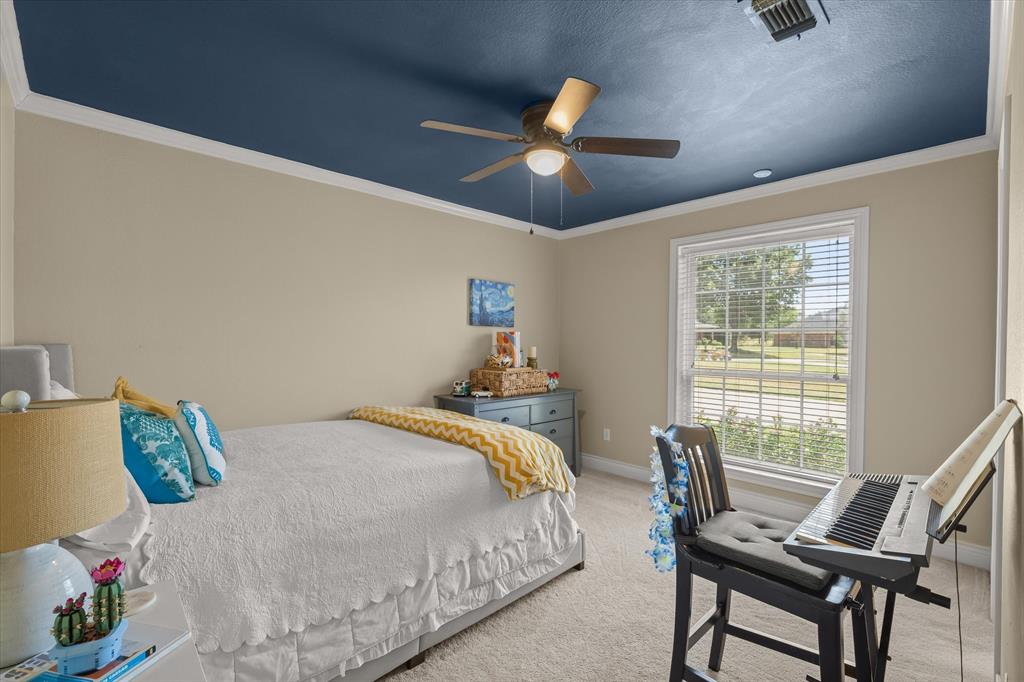 117 Lake Meadow Boulevard Property Photo 25