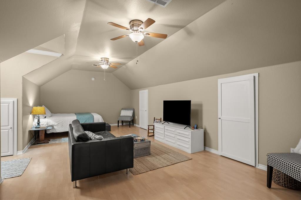 117 Lake Meadow Boulevard Property Photo 29