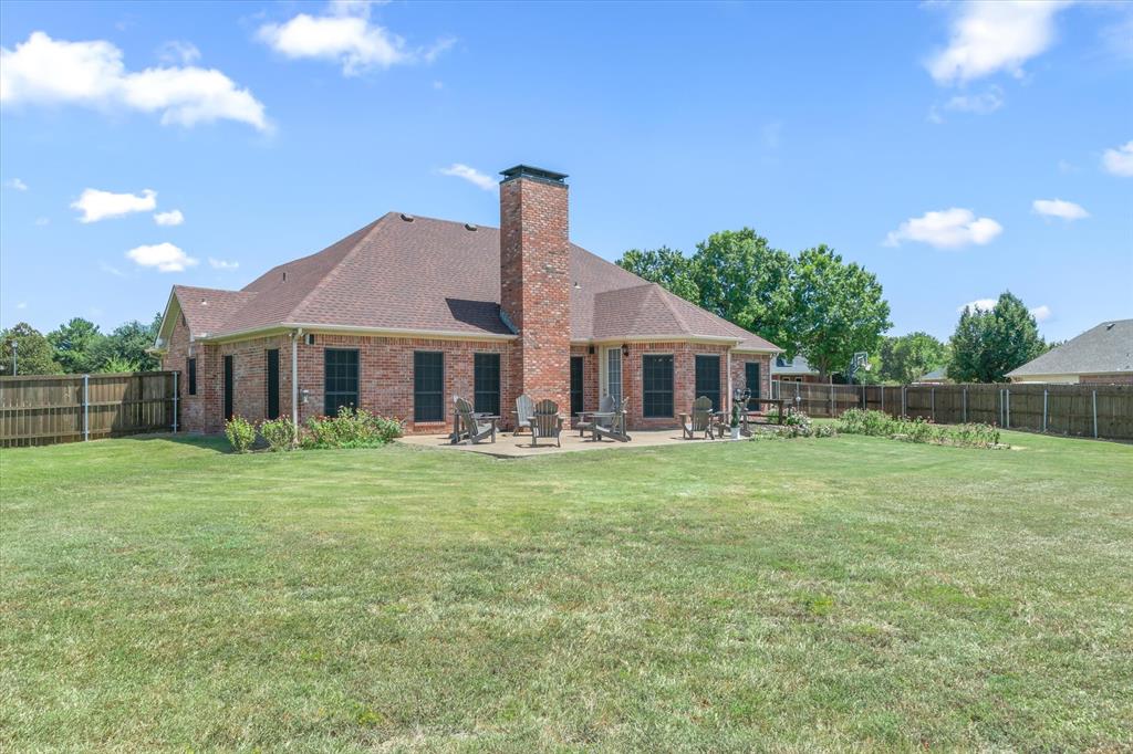 117 Lake Meadow Boulevard Property Photo 35