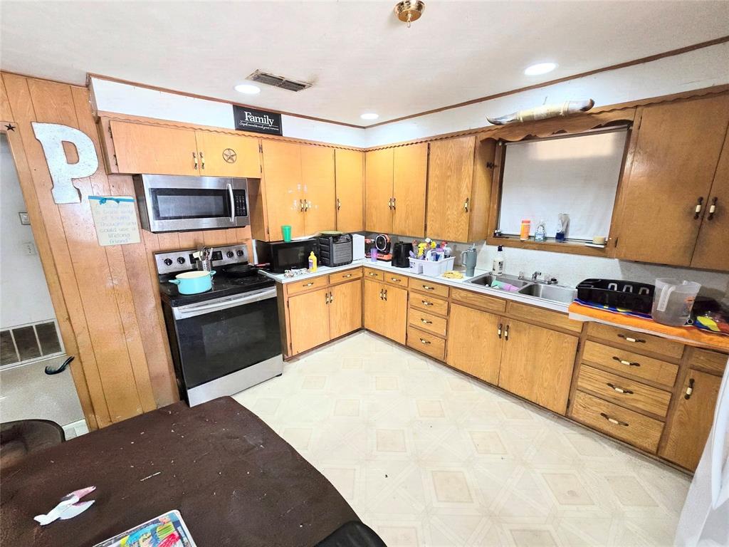 309 Decatur Street Property Photo 5