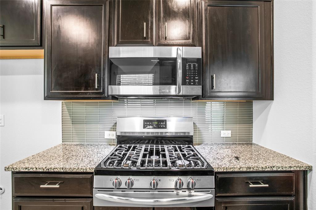 10120 Houston Way Property Photo 8