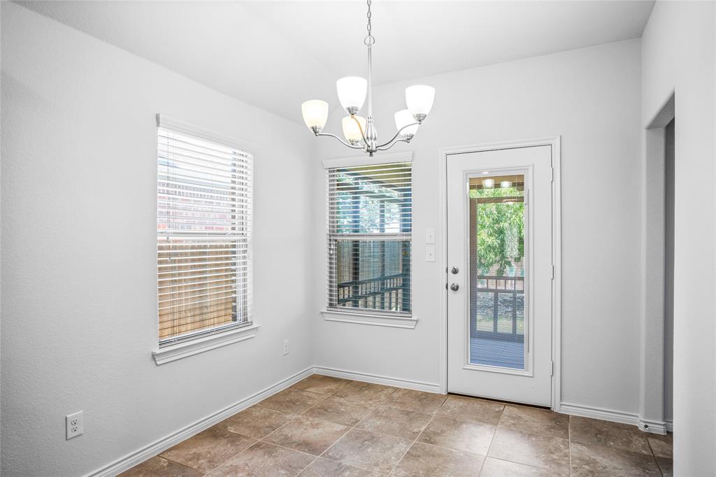 10120 Houston Way Property Photo 10