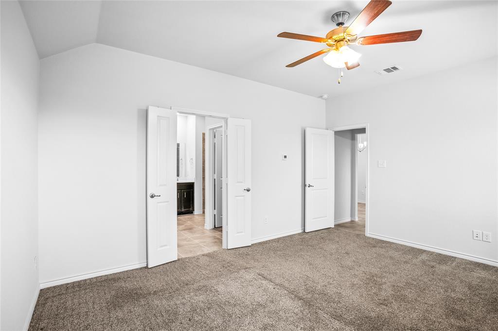 10120 Houston Way Property Photo 18