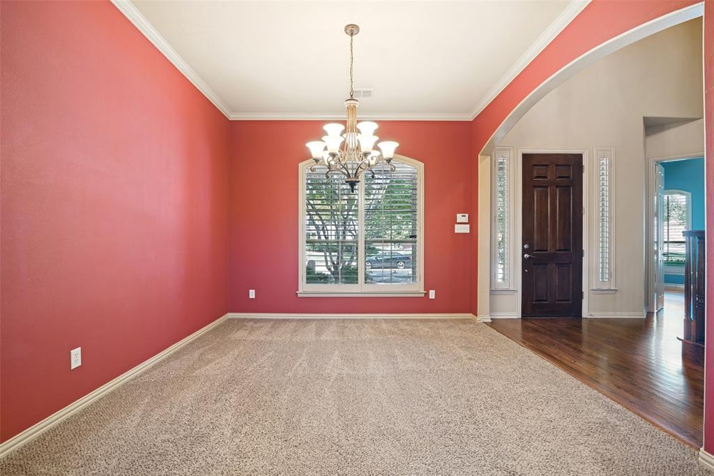 522 Oakhurst Drive Property Photo 3