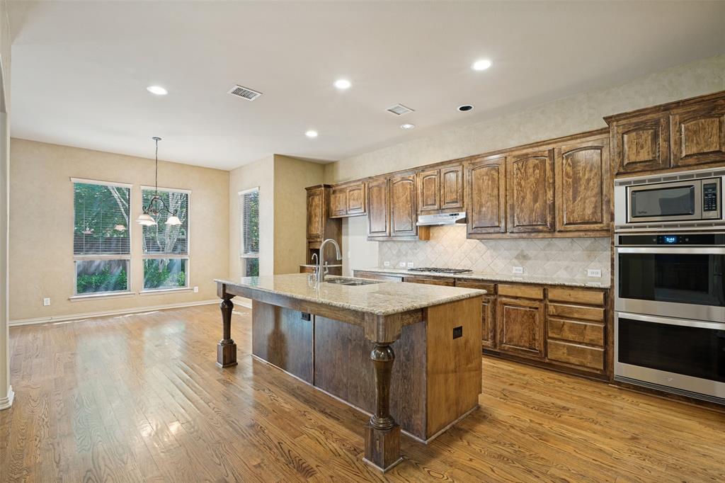 522 Oakhurst Drive Property Photo 15