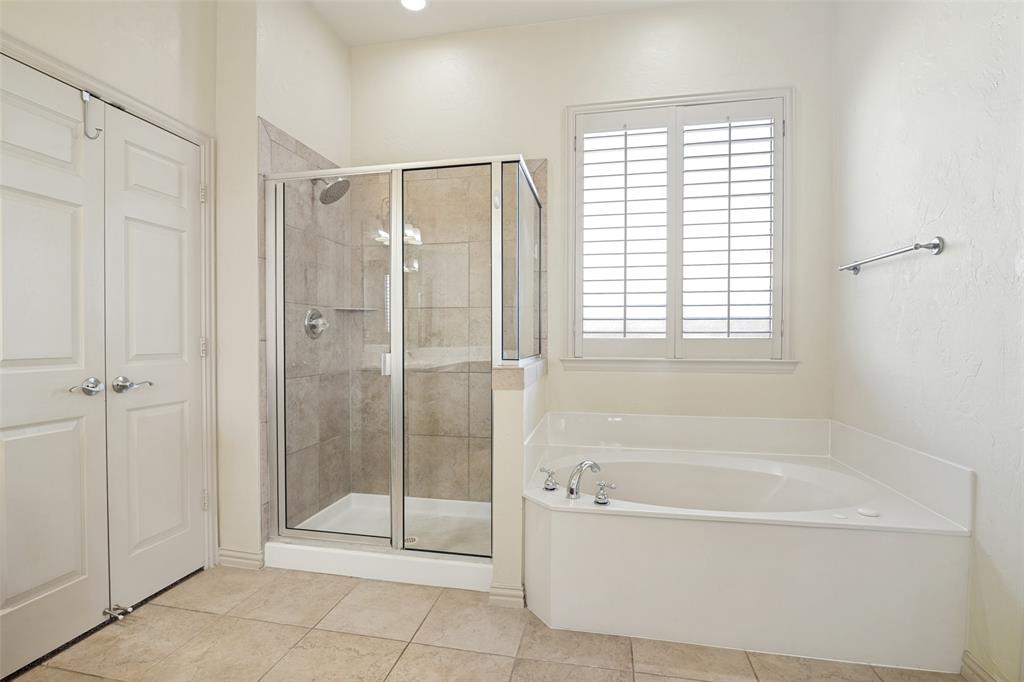 522 Oakhurst Drive Property Photo 23